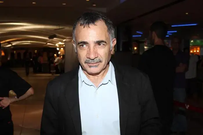 תומכים במאבק: האמנים למען העובדים הסוציאליים
