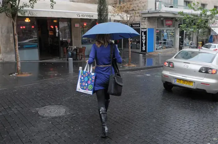 מוטב מאוחר: גשם שוטף בצפון ובמישור החוף