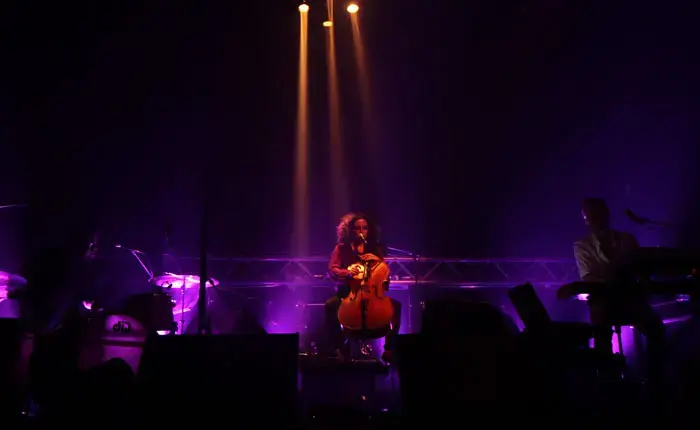 בלעדי: מאיה בלזיצמן בהופעה - "יש בך"