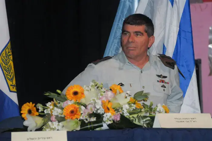 ויקיליקס: אשכנזי נערך ב-2009 ל"מלחמה גדולה"