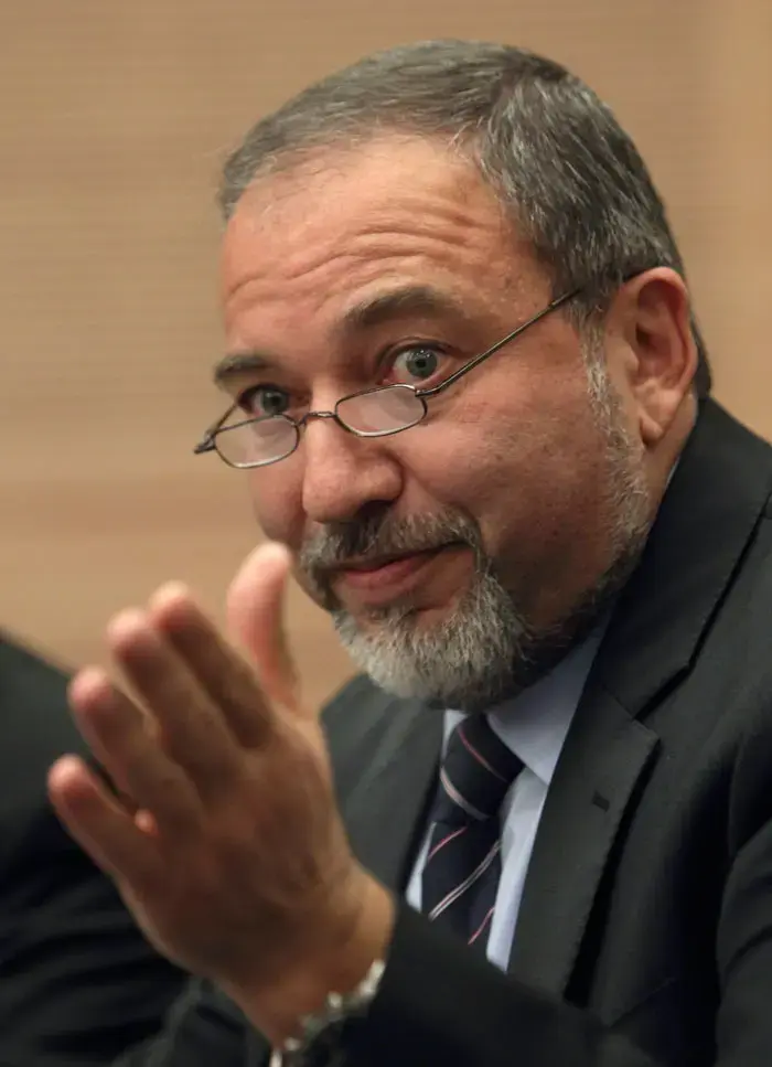 ליברמן: "כשייפסקו ההברחות לעזה - נסיר הסגר"