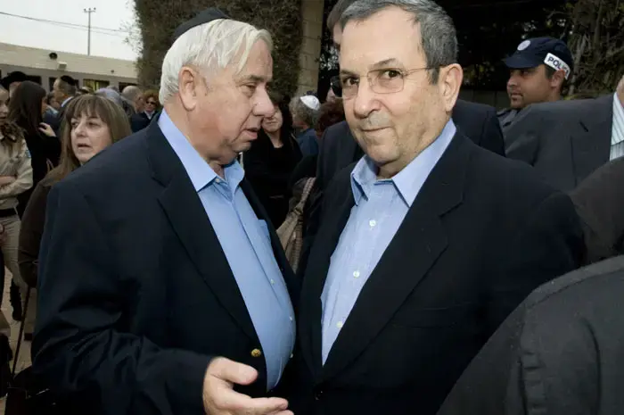 ברק תקף את ברוורמן: "שיסיק מסקנות ויחזיר המנדט"