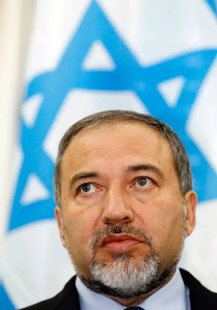 ליברמן: לאמץ את הצעת הקוורטט ולחדש המשא ומתן