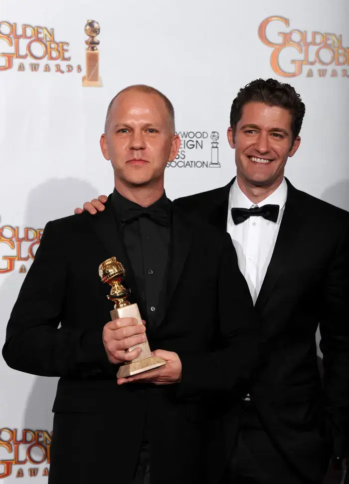 יוצר "glee" לקינגז אוף ליאון: "לכו תזדיינו"