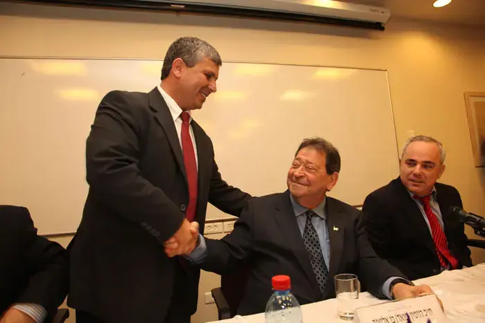 השר שמחון: "צריך להעלות את שכר המינימום"
