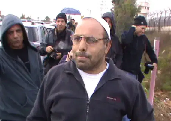 אחרי 27 שנים: רוצחו של אמיל גרינצוויג השתחרר