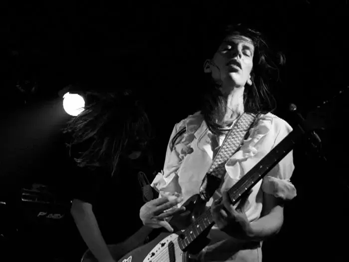 בכורה: "TLV Girls - "Lifetime Roullete להורדה חינם