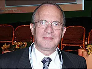 הרווח התפעולי של חברת בזק נשחק ב-12%