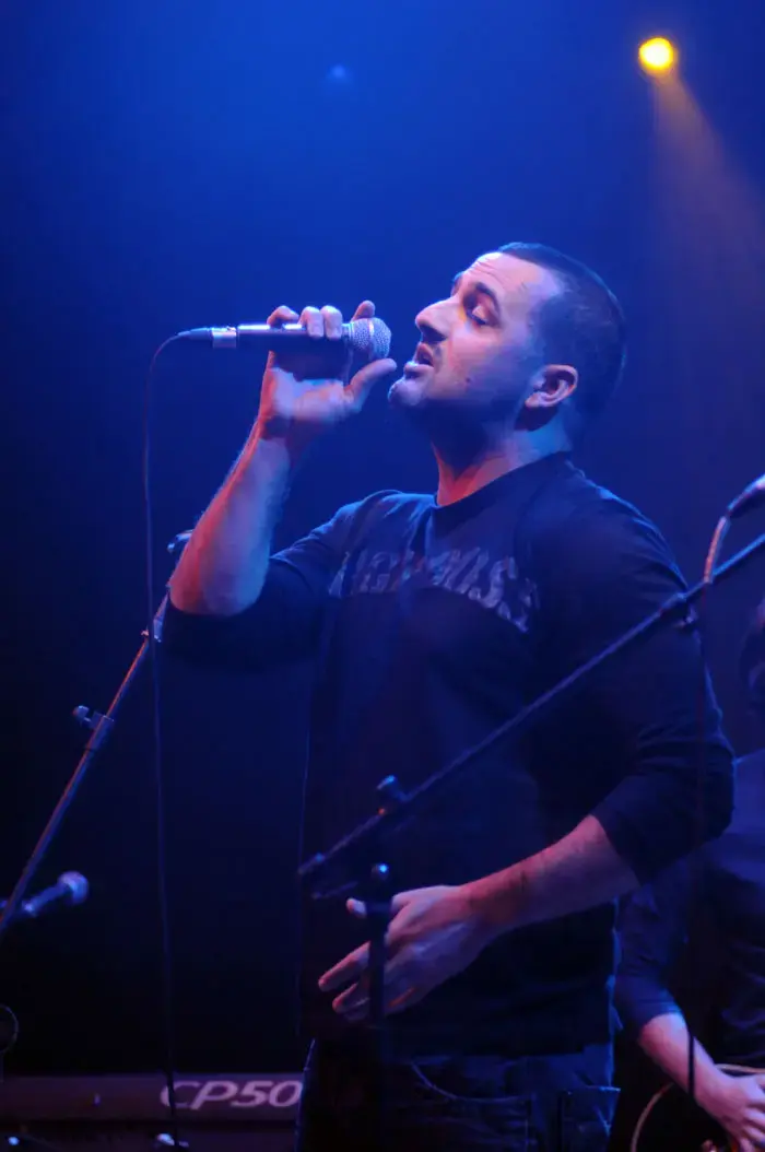 קובי אפללו חש ברע - הופעתו בוטלה