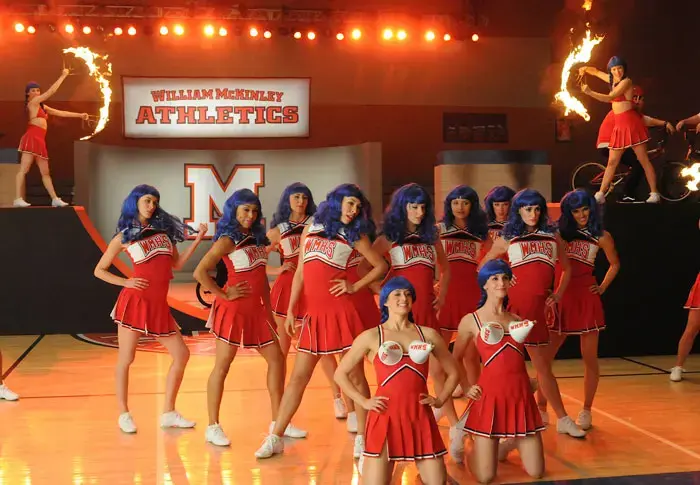 יוצרי "glee" זועמים בגלל הדלפה