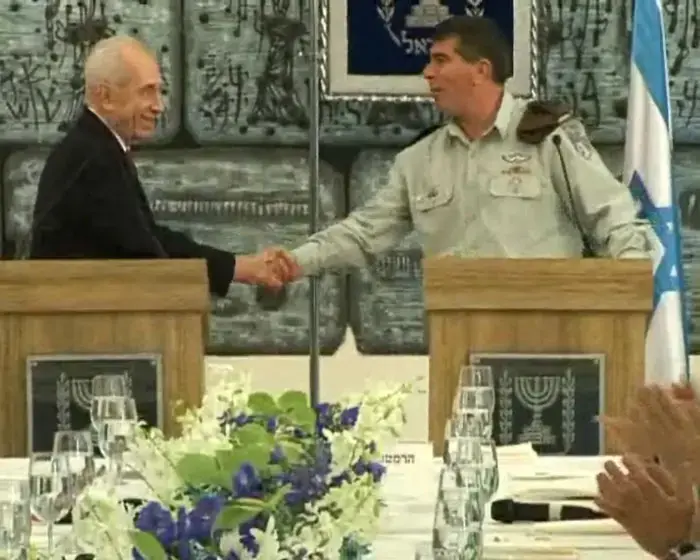 אשכנזי: "אין מותרות לעסוק בדבר מלבד ביטחון"