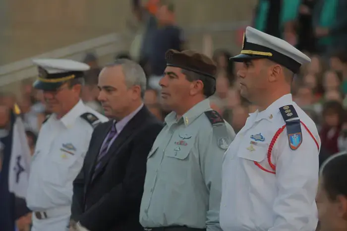 אשכנזי: "בלבנון למדנו לא לזלזל בשום אויב"