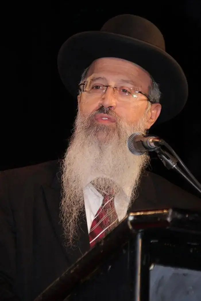 דעה: זהירות: מונופול רבנים לפנייך
