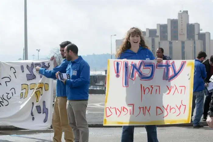 דוח: מחצית מהישראלים לא משלמים מס הכנסה