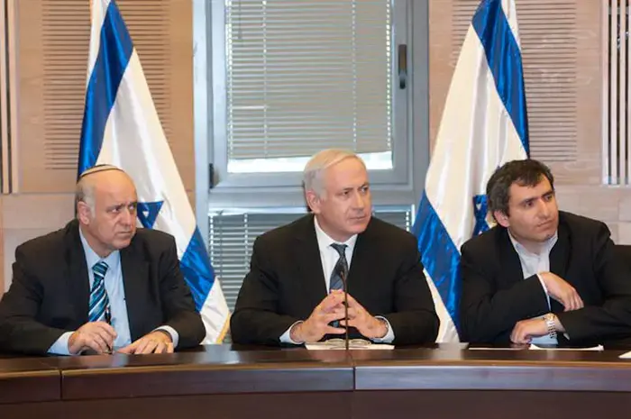 הימין נגד נתניהו: "התיישר עם השמאל הרדיקלי"