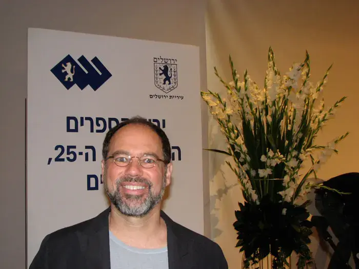 סטיבן גרינברג: "עסקי המוזיקה איבדו כמחצית מערכם בעשור האחרון"