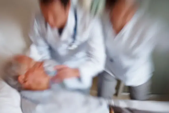 בעלים של הוספיס בארה"ב הורה לסמם חולים כדי לזרז את מותם