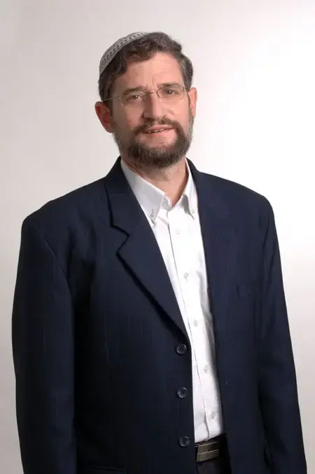 תמיכה בעבריין מורשע - חילול השם