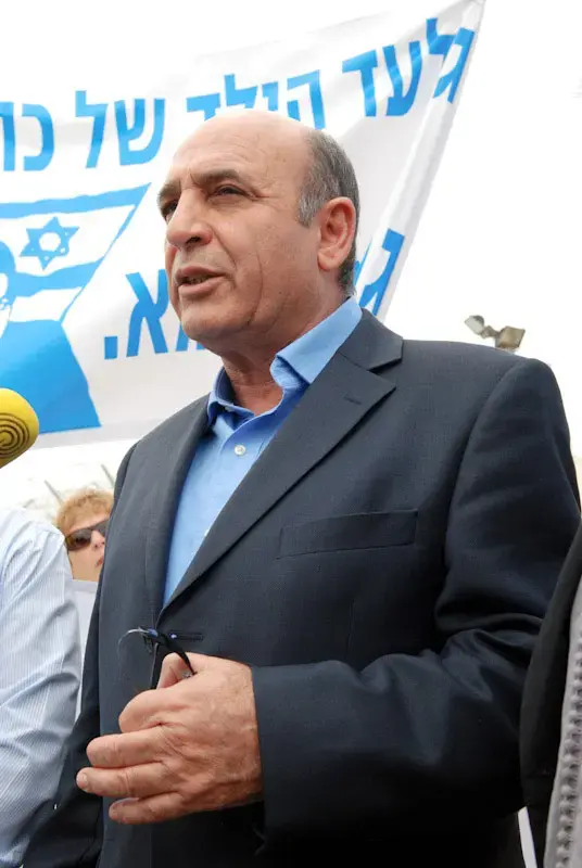 מופז: ישראל לא יכולה להתבצר מאחורי כיפת ברזל