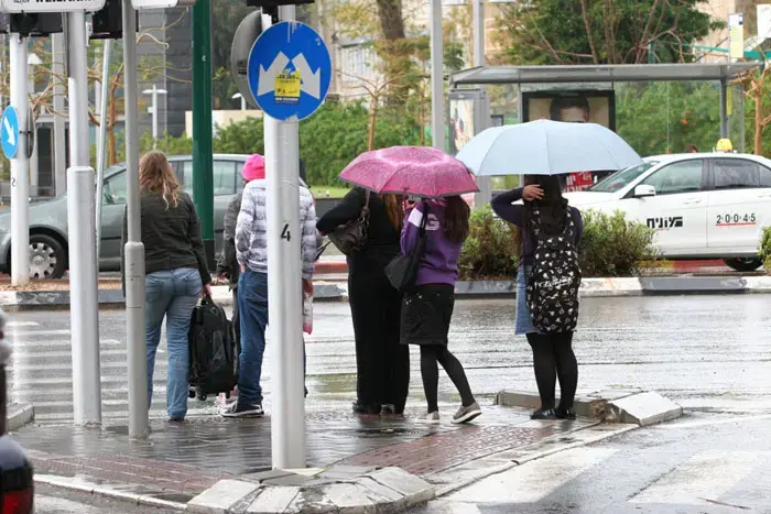 החורף חוזר: השרב יישבר בצהריים, ממחר גשום