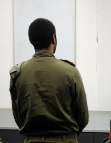 "לא רוצים שהרישום הפלילי ילווה החייל באזרחות"