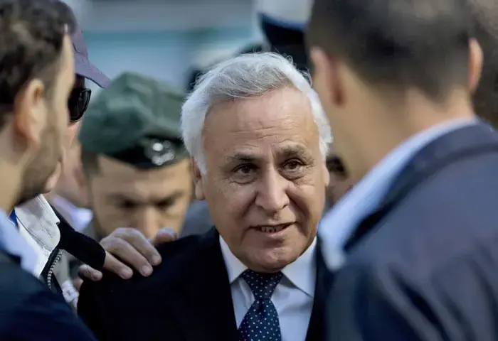 חנינה למשה קצב? המומחים עונים