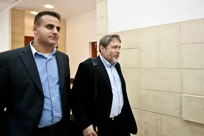 מסר: "לא ידעתי שהחזקתי 'קופה סודית' של אולמרט"