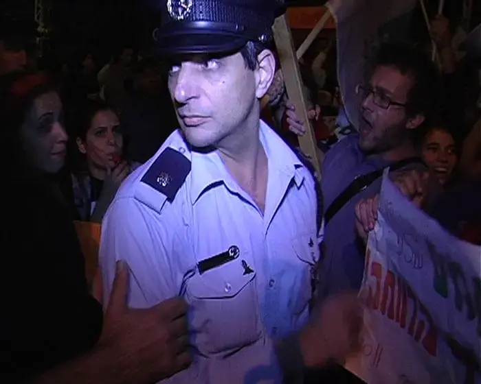 העו"סים הפגינו בת"א: "נילחם באוצר עד המוות"