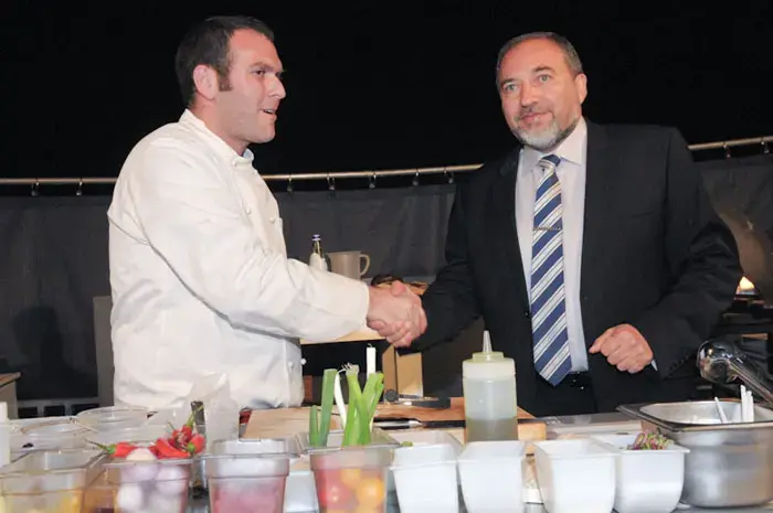 ליברמן: "המשט והמטס התפזרו כמו ענן ביום קיץ"