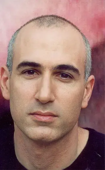 רטרוספקטיבה לאיתן פוקס בסינמטקים