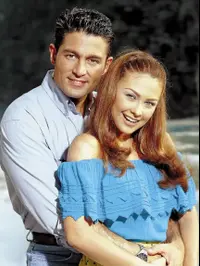 חבקי אותי חזק. ויוה