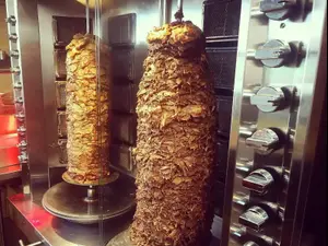 שווארמה אבו אדם, קלנסווה. יניב גרנות, מערכת וואלה!