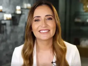 פולה בליק אבן בטר. צילום מסך, צילום מסך