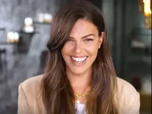 קרן שחם אבן בטר. צילום מסך, צילום מסך