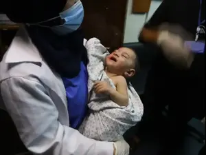 עזה: משפחה שלמה נמחקה, תינוק הוא הניצול היחיד שנותר 15.05.21. רויטרס