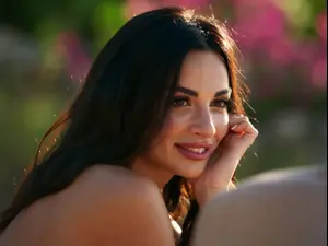 "חם, לוהט, רותח!" ("Too Hot to Handle") - עונה 2. נטפליקס, 