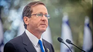 נשיא המדינה יצחק בוז'י הרצוג