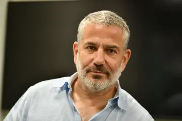 ינון מגל