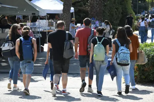 67% מהסטודנטים לא מצליחים לחסוך, 29% שוקלים לעזוב את הארץ
