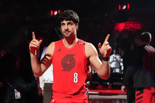 "ל-NBA יש בעיה" – וקוראים לה דני אבדיה: בארה"ב מתלהבים