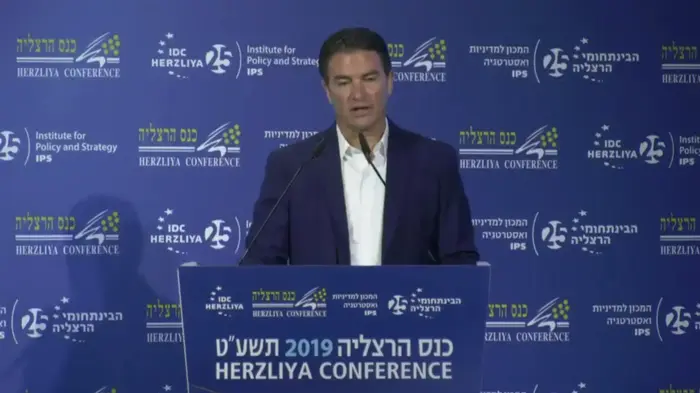 ×™×•×¡×™ ×œ× ×'×•×¦×§×™ ×¢×œ ×™×•×¡×™ ×›×