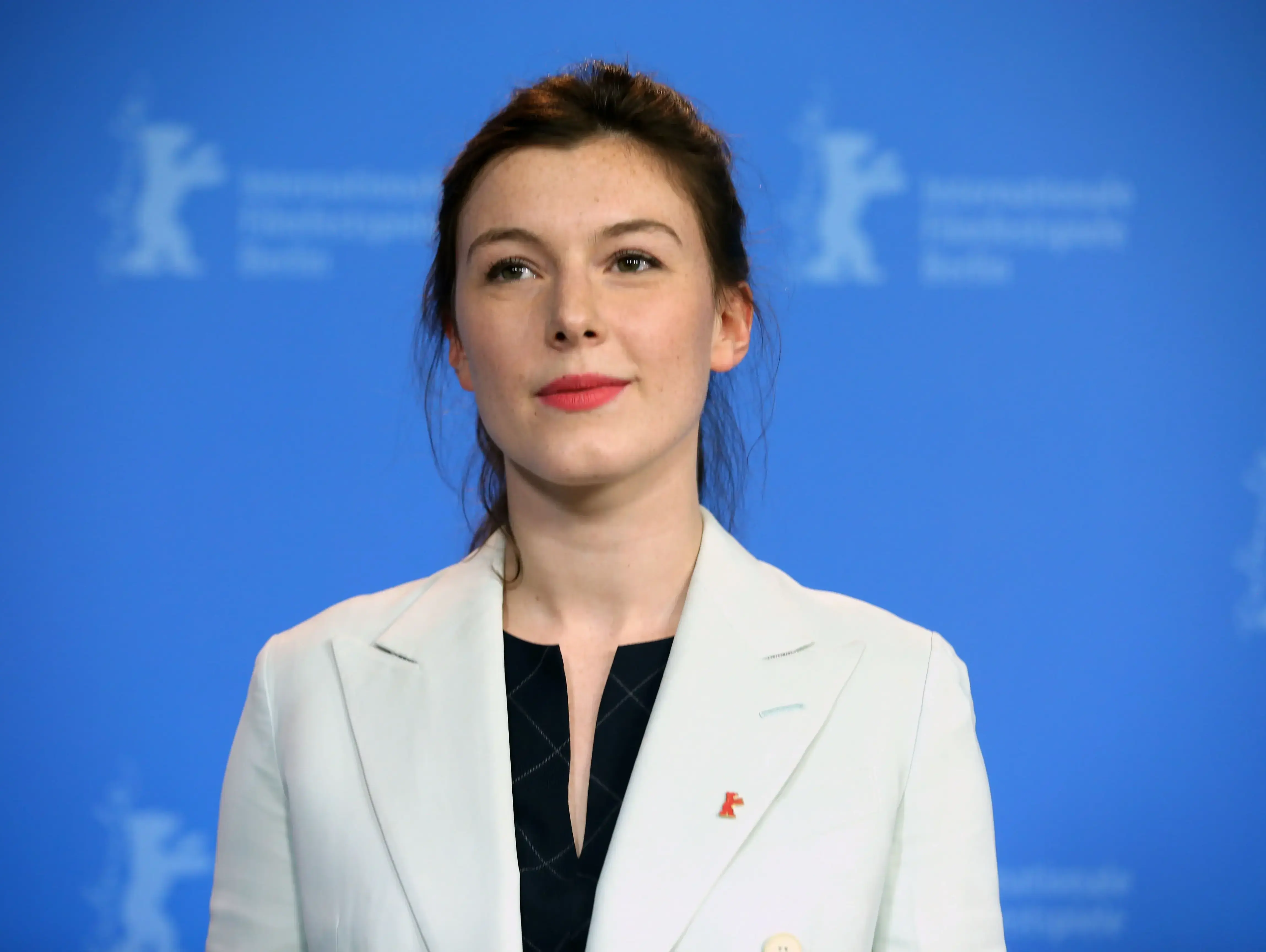 Louise chevillotte height. Луиз шевильот. Луиз шевильот слив. Louise chevillotte film. Луиз шевильот слив.