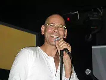 משי קלינשטיין הורסת - וואלה! סלבס