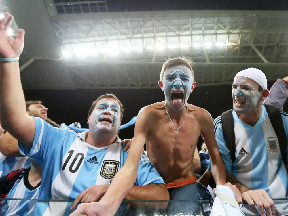 אוהדי נבחרת ארגנטינה חוגגים עלייה לגמר המונדיאל