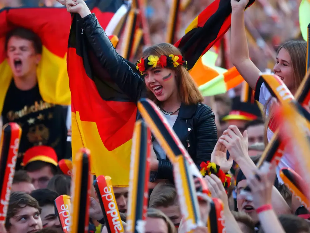 אוהדי נבחרת גרמניה באצטדיון במארסיי