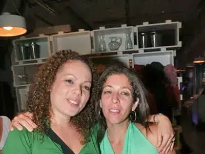 מרב מיכאלי נחפנת - וואלה! סלבס