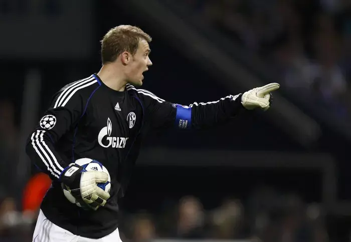 שוער שאלקה מנואל נוייר