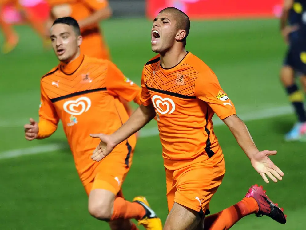 גיל יצחק שחקן בני יהודה חוגג, איתו סתיו פיניש