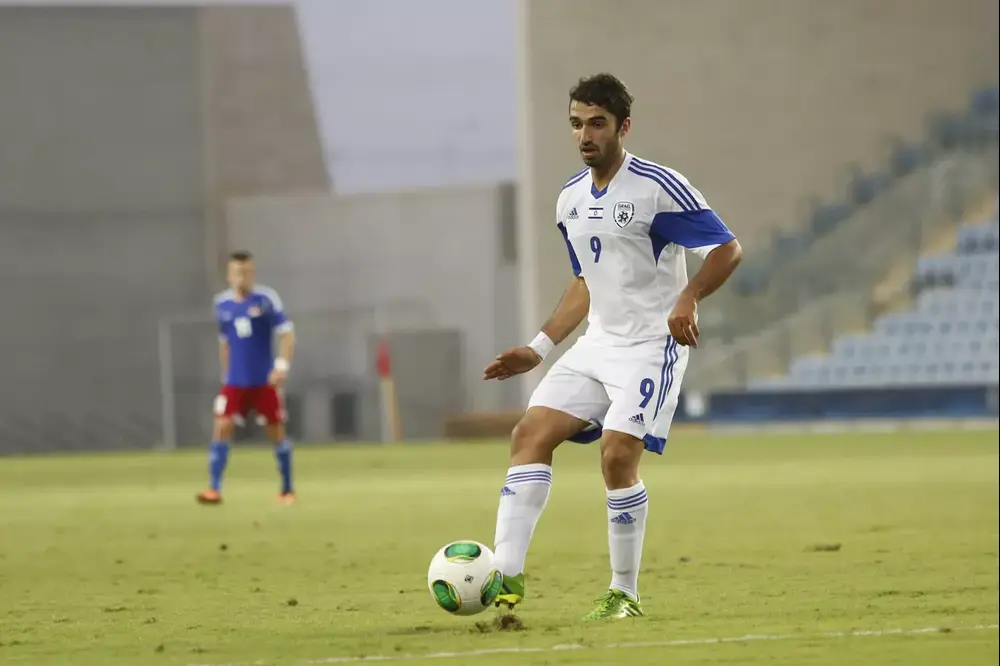 מיכאל אוחנה שחקן נבחרת הנוער של ישראל