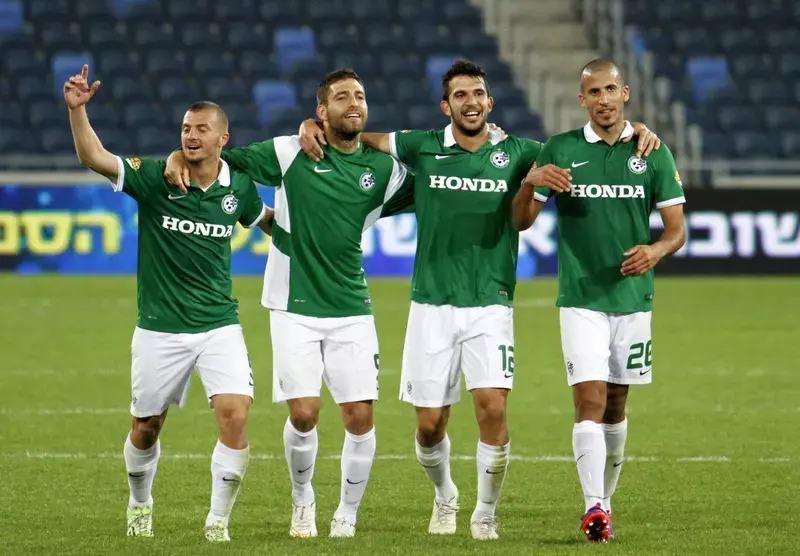 אביחי ידין, אוראל דגני, איתי שכטר, אלעד גבאי שחקני מכבי חיפה